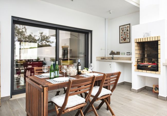 Casa geminada em Santa Luzia - Villa Serena Casa geminada em Santa Luzia - Villa Serena