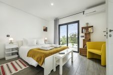 Casa geminada em Santa Luzia - Villa Serena