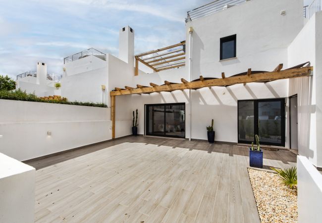 Terraced House in Santa Luzia - Villa Serena Terraced House in Santa Luzia - Villa Serena